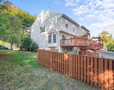 21098 Cornerpost Square - Photo Thumbnail 22