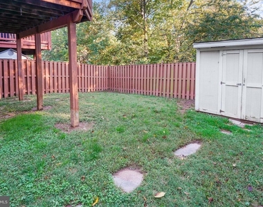 21098 Cornerpost Square - Photo Thumbnail 23