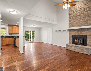 17583 Madison Avenue - Photo Thumbnail 7