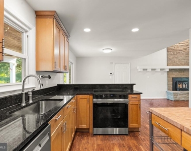 17583 Madison Avenue - Photo Thumbnail 14
