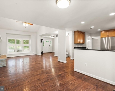 17583 Madison Avenue - Photo Thumbnail 10