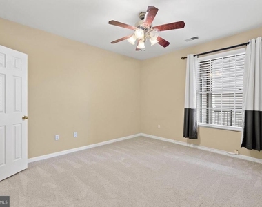 20447 Chesapeake Square - Photo Thumbnail 12