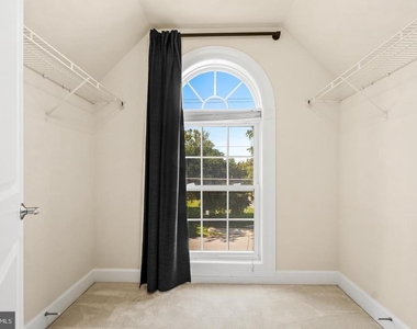 2321 Grove Avenue - Photo Thumbnail 24