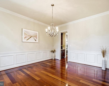 2321 Grove Avenue - Photo Thumbnail 6