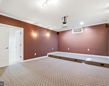 2321 Grove Avenue - Photo Thumbnail 46