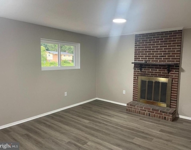 6403 Greeley Boulevard - Photo Thumbnail 8