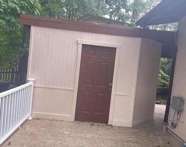 6403 Greeley Boulevard - Photo Thumbnail 5