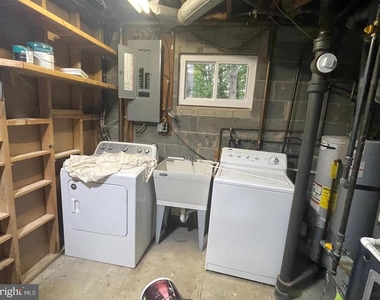 6403 Greeley Boulevard - Photo Thumbnail 10