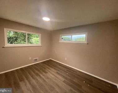 6403 Greeley Boulevard - Photo Thumbnail 14