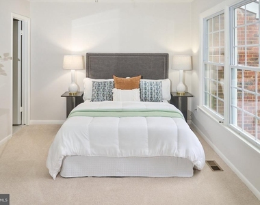 6373 Patience Court - Photo Thumbnail 17