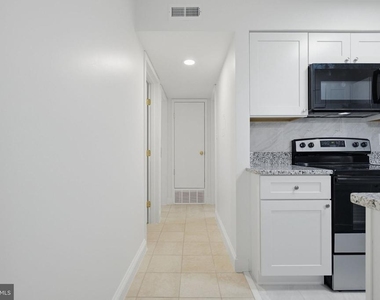 8505 Barrington Court - Photo Thumbnail 8