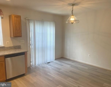 13963 Sawteeth Way - Photo Thumbnail 3