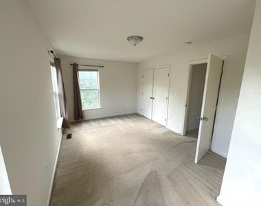 13963 Sawteeth Way - Photo Thumbnail 15