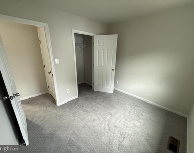 5305 Anchor Court - Photo Thumbnail 16