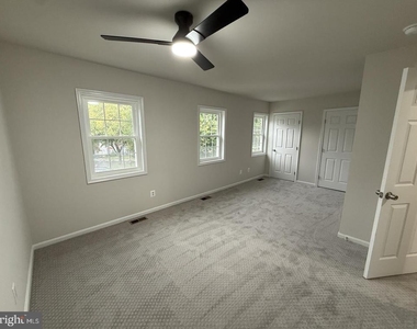 5305 Anchor Court - Photo Thumbnail 10