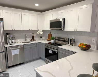 5305 Anchor Court - Photo Thumbnail 23