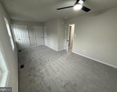 5305 Anchor Court - Photo Thumbnail 11