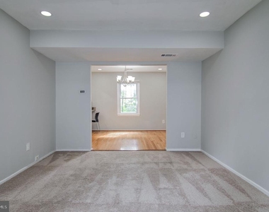 7763 Durer Court - Photo Thumbnail 5