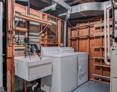 7763 Durer Court - Photo Thumbnail 36