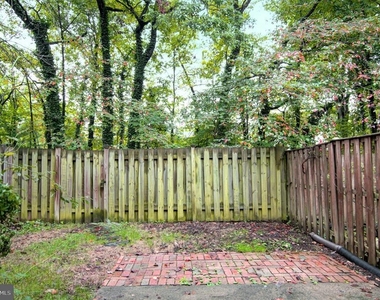 7763 Durer Court - Photo Thumbnail 37