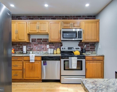 7763 Durer Court - Photo Thumbnail 10