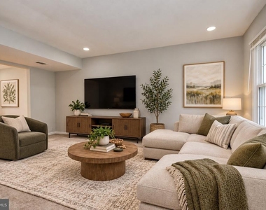 7763 Durer Court - Photo Thumbnail 3