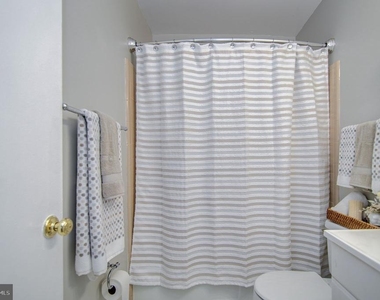 7763 Durer Court - Photo Thumbnail 26