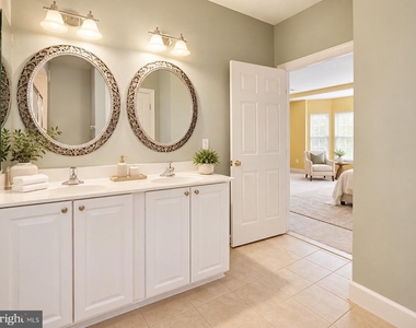 5609 Harrington Falls Lane - Photo Thumbnail 14