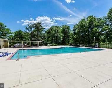 6631 Wakefield Drive - Photo Thumbnail 17