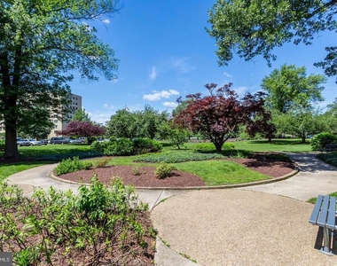6631 Wakefield Drive - Photo Thumbnail 28