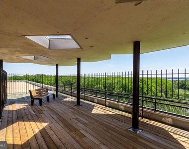 6631 Wakefield Drive - Photo Thumbnail 15