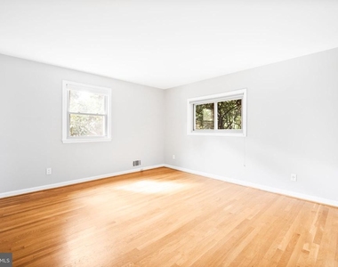 1317 Macbeth Street - Photo Thumbnail 19