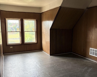 670 Pingree - Photo Thumbnail 14