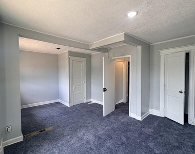 670 Pingree - Photo Thumbnail 5