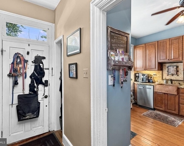 425 Queen Street - Photo Thumbnail 5