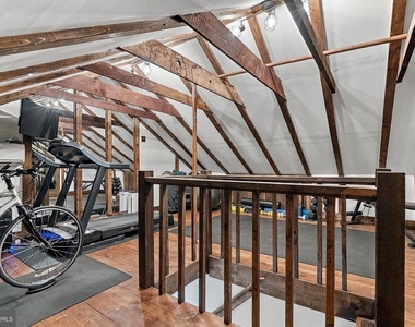 425 Queen Street - Photo Thumbnail 44