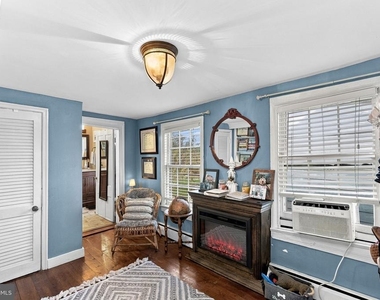 425 Queen Street - Photo Thumbnail 35