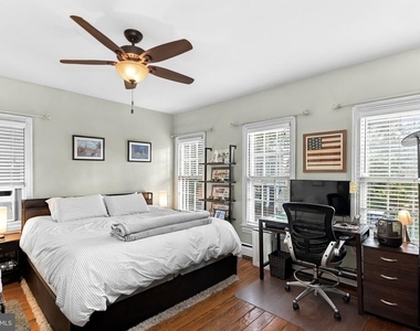 425 Queen Street - Photo Thumbnail 23