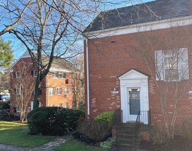 3361 Martha Custis Drive - Photo Thumbnail 2