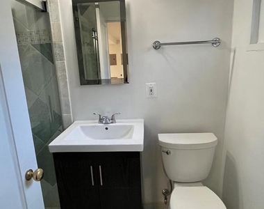 3361 Martha Custis Drive - Photo Thumbnail 16