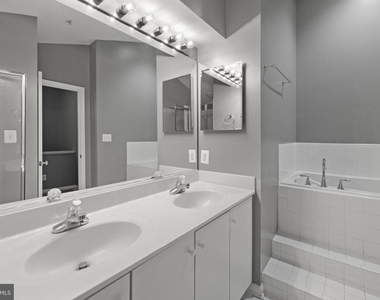 4929 Kilburn Street - Photo Thumbnail 42