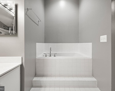 4929 Kilburn Street - Photo Thumbnail 43
