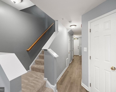 4929 Kilburn Street - Photo Thumbnail 4