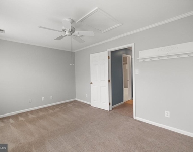 4929 Kilburn Street - Photo Thumbnail 40