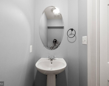 4929 Kilburn Street - Photo Thumbnail 12