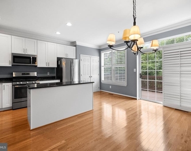 4929 Kilburn Street - Photo Thumbnail 19