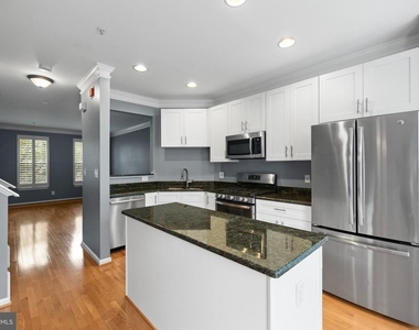 4929 Kilburn Street - Photo Thumbnail 24