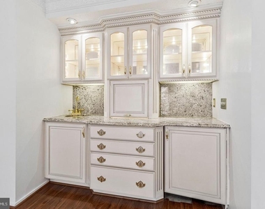 6101 Edsall Road - Photo Thumbnail 12