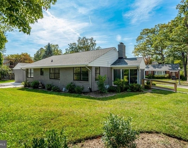 2727 N Dinwiddie Street - Photo Thumbnail 25