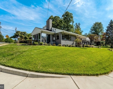 2727 N Dinwiddie Street - Photo Thumbnail 31